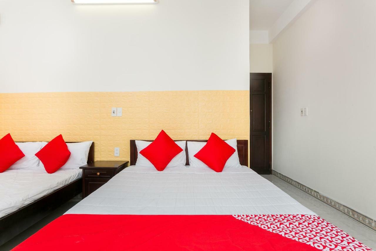 Oyo 117 Gina Hotel Da Nang Bagian luar foto
